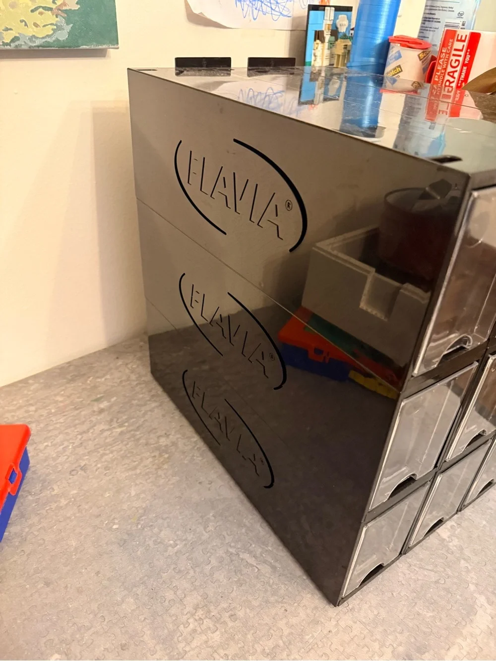 Flavia column merchandiser